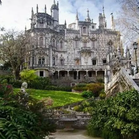 Historic Sao Jorge Castle - En/de/es/pt