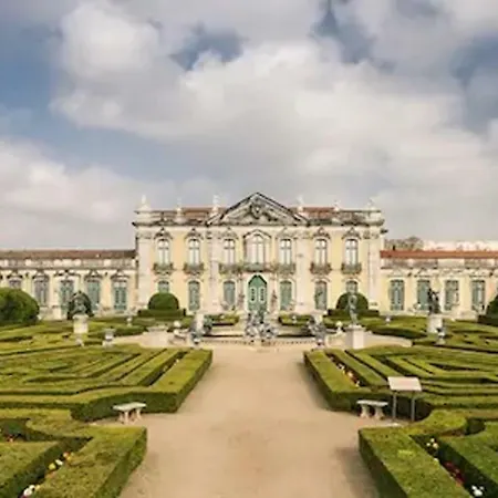 Historic Sao Jorge Castle - En/de/es/pt דירה